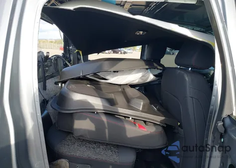 2024 Chevrolet Colorado 4Wd Z71 z USA, uszkodzony, nr VIN 1GCPTDEK8R1117968